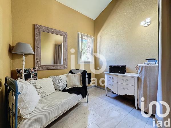 Maison à vendre 19 pièces 445 m² Châteauneuf-de-Gadagne