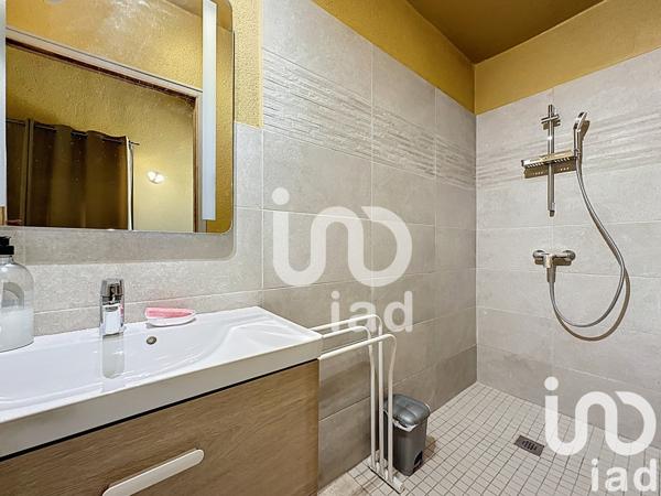 Maison à vendre 19 pièces 445 m² Châteauneuf-de-Gadagne