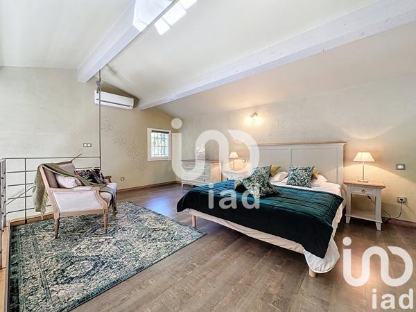 Maison à vendre 19 pièces 445 m² Châteauneuf-de-Gadagne