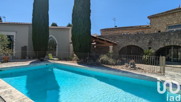 Maison à vendre 19 pièces 445 m² Châteauneuf-de-Gadagne