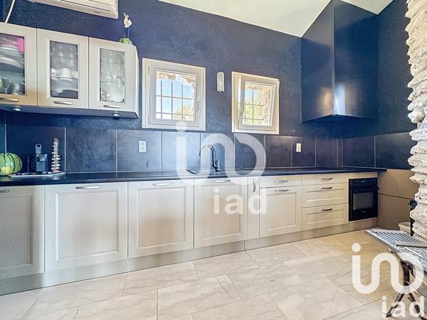 Maison à vendre 19 pièces 445 m² Châteauneuf-de-Gadagne