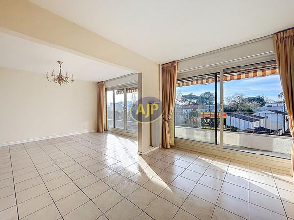 Vente appartement Talence : 350 000 € - AJP ACTEA Talence