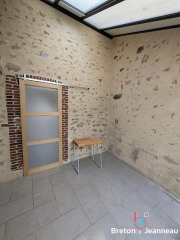 Maison de bourg rénovée à Voutré