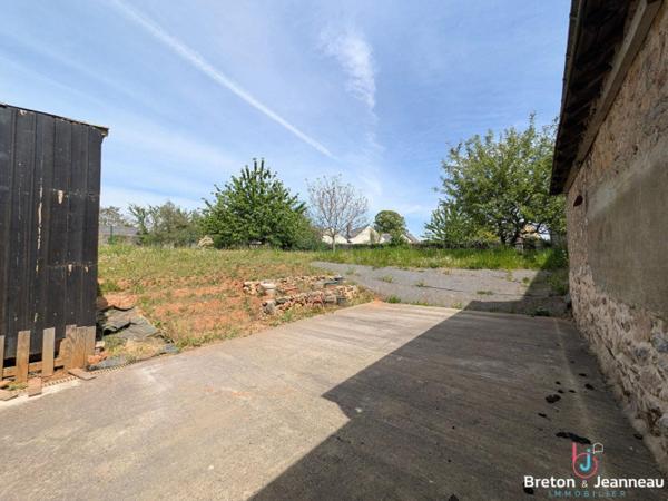 Maison de bourg rénovée à Voutré