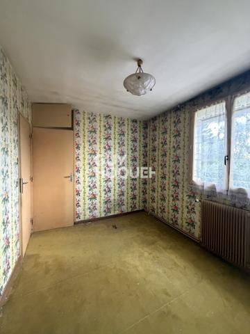 RENANCOURT - MAISON TYPE 4 D'UNE SUPERFICIE D'ENVIRON 65M2 AVEC JARDIN ET SOUS SOL