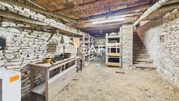 Maison T6 à RAFRAICHIR - 4 Chambres - 2 Garages - Visite Virtuelle et Plans de la Maison Disponibles.