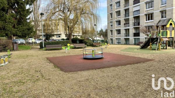 Appartement 4 pièces de 72 m² à Bougival (78380)