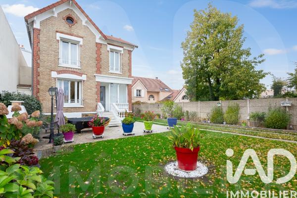Maison à vendre 7 pièces 188 m² Colombes