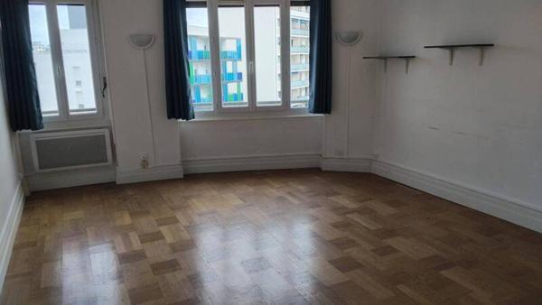 Appartement 3 pièces                                        - 69008 Lyon 8e  Arrondissement Réf : 4383