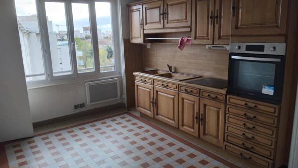 Appartement 3 pièces                                        - 69008 Lyon 8e  Arrondissement Réf : 4383