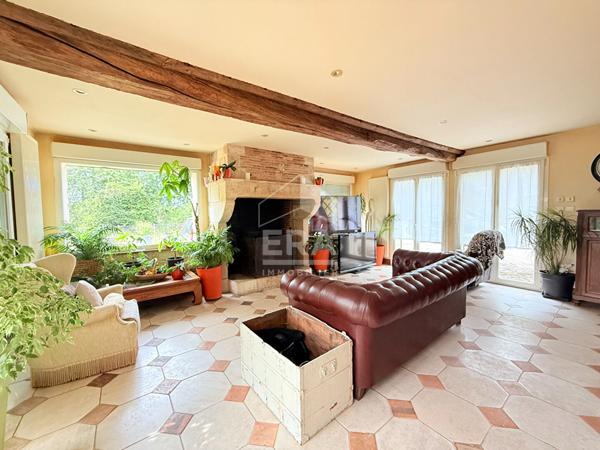 Propriété typique normande 9pièce(s) 183m2 avec dépendance