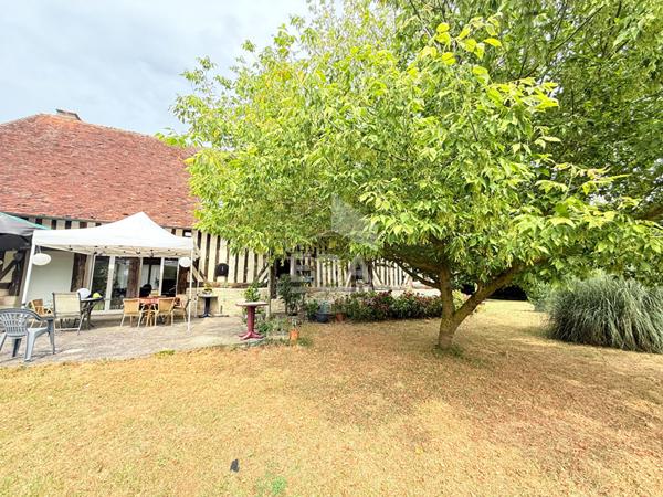 Propriété typique normande 9pièce(s) 183m2 avec dépendance