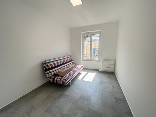 Corbeil-Essonnes (91100) À louer – Studio meublé de 17 m² - Rive Droite