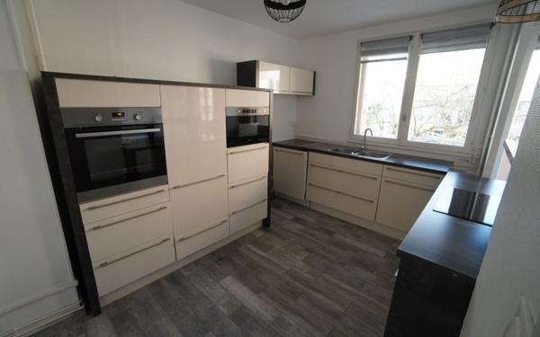 Appartement à louer    4 pièces • 76,70 m2 Chenôve