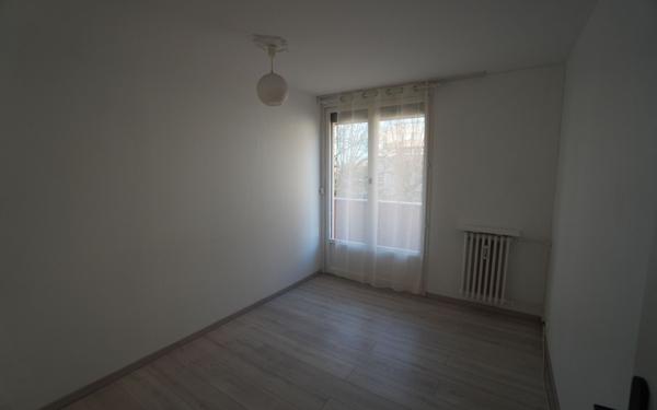 Appartement à louer    4 pièces • 76,70 m2 Chenôve