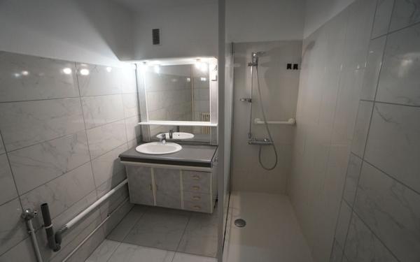 Appartement à louer    4 pièces • 76,70 m2 Chenôve