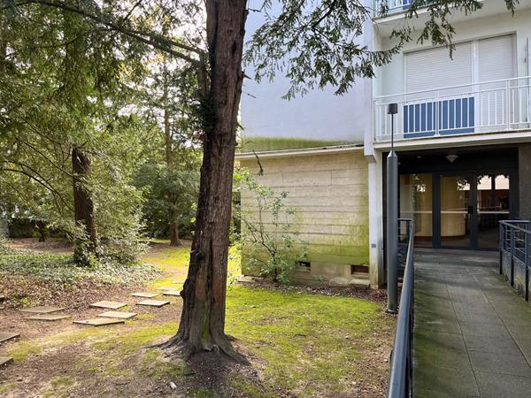 Appartement Proce-Canclaux type 3, cave, balcon, parking,  
Nantes 44100