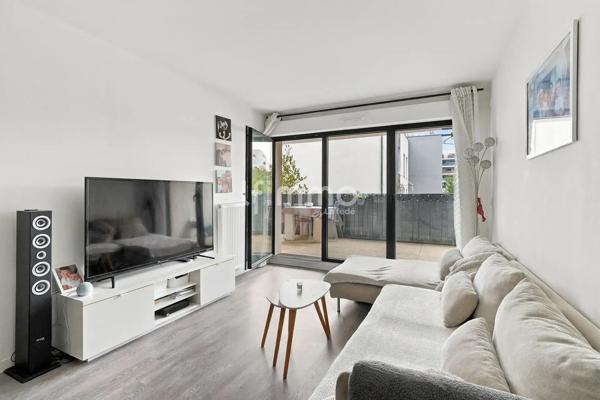 Montreuil Hôpital- Appartement 4P/3ch 77m2 - Terrasse 13m2- Parking