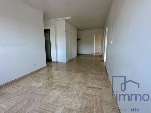 Appartement 4 pièces                                        - 42100 Saint-Étienne Réf : 2837-CIFVFOREZVELAY
