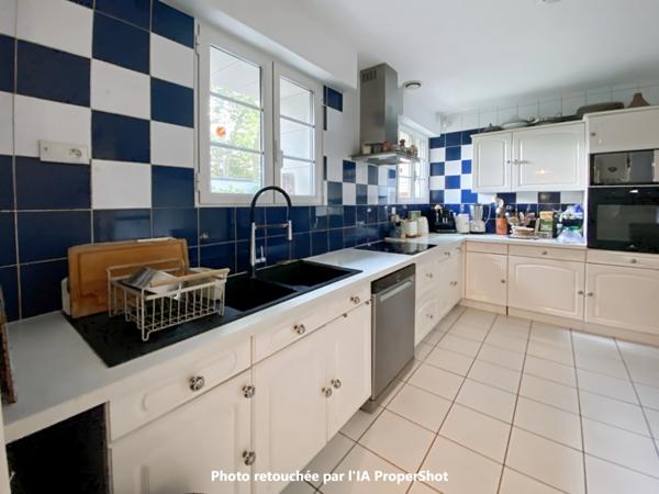 Dept de la vienne, Maison de ville à vendre 8 pièces CHATELLERAULT (86)