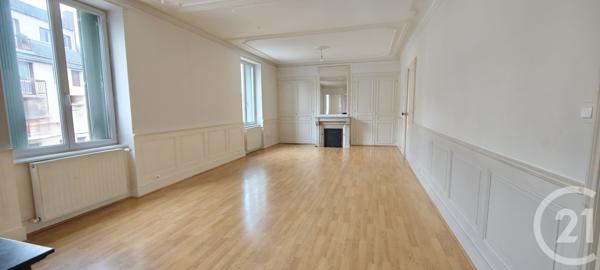 Appartement à vendre  4 pièces - 134,45 m2 CHATEAUDUN - 28