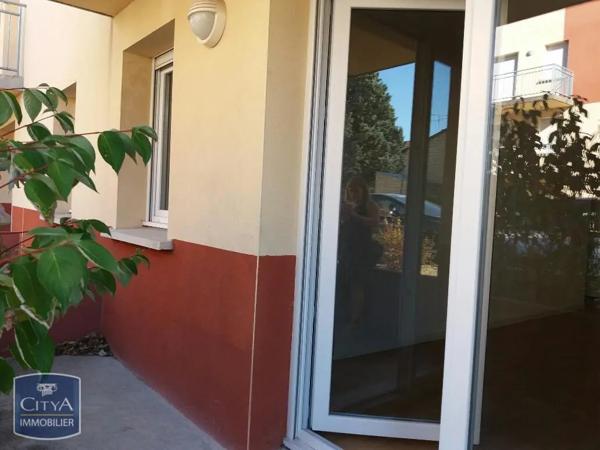 Appartement à louer 2 pièces 47.42m² Châteauroux (36000)