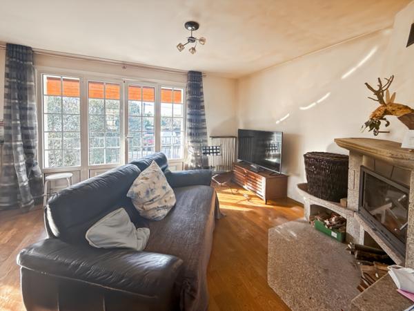 Eaubonne (95600) Eaubonne. Maison avec 4 chambres.