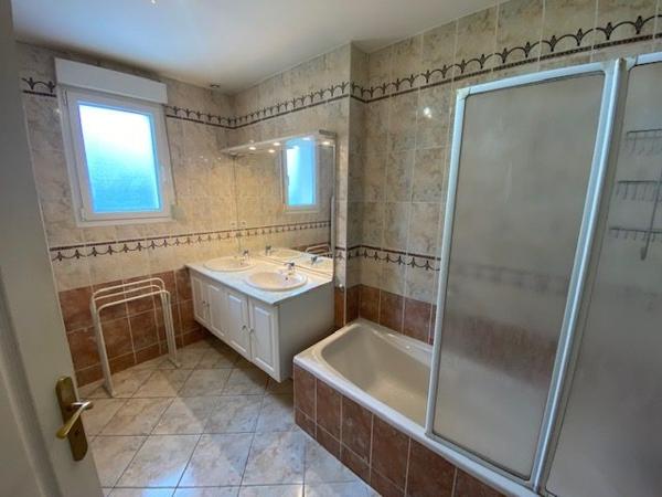 Maison individuelle La Bazoge 150 m²