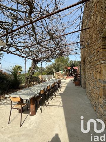 Maison de campagne 6 pièces de 205 m² à Le Beausset (83330)