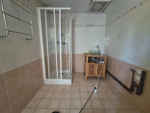 Location - Maison Margueray 50410 3 pièces 72 m 2 1000 m 2