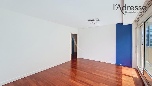 PUTEAUX/CENTRE 3 pièces de 61 m² avec balcon 15m², cave et parking.