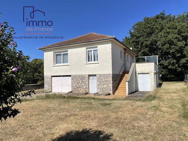 Villeneuve, maison 3 chambres sur 977 m² de terrain proche de toutes commodités à pied