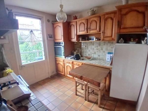 Vente                                                      Maison
                        
                     3 pièces                      73 m2                     à Rezé