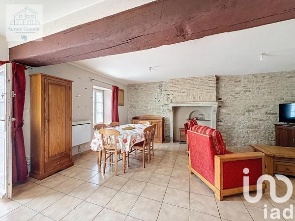 Location maison 3 pièces 62 m² Saint-Pierre-le-Moûtier