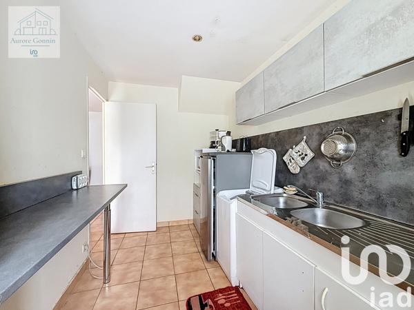 Location maison 3 pièces 62 m² Saint-Pierre-le-Moûtier