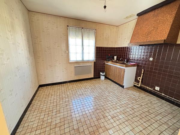 EN VENTE - GARCHIZY - Maison sur sous-sol
