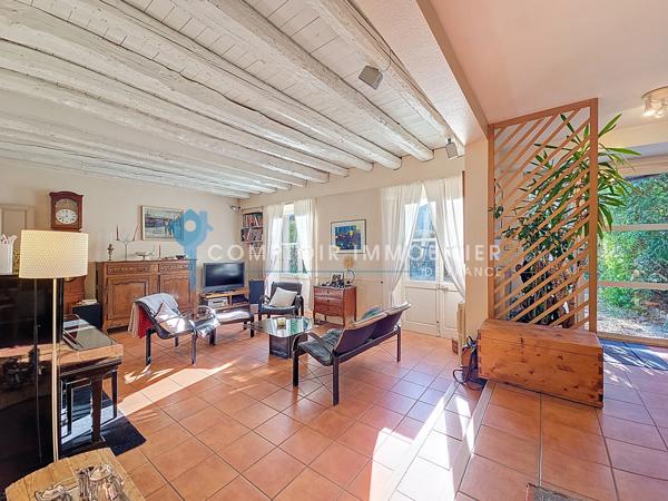 Maison 7 pièce(s) 3 chambre(s) 160 m²
