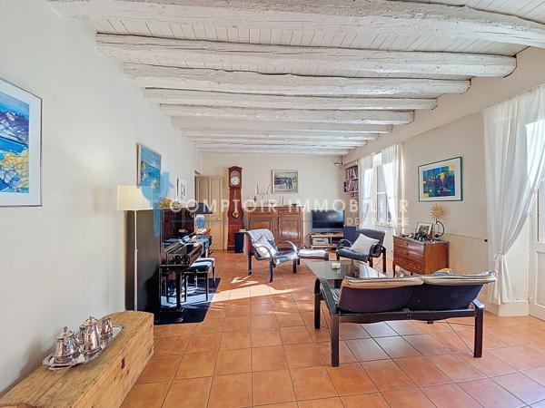 Maison 7 pièce(s) 3 chambre(s) 160 m²