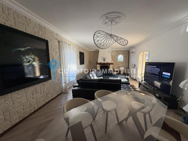 Maison
                                                                                                                                                                                                                                                                                                                        5 pièce(s)                                                                                                                                                                                                          4 chambre(s)                                                                                                                                                                                                          164  m²