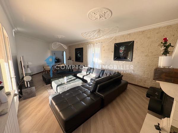 Maison
                                                                                                                                                                                                                                                                                                                        5 pièce(s)                                                                                                                                                                                                          4 chambre(s)                                                                                                                                                                                                          164  m²