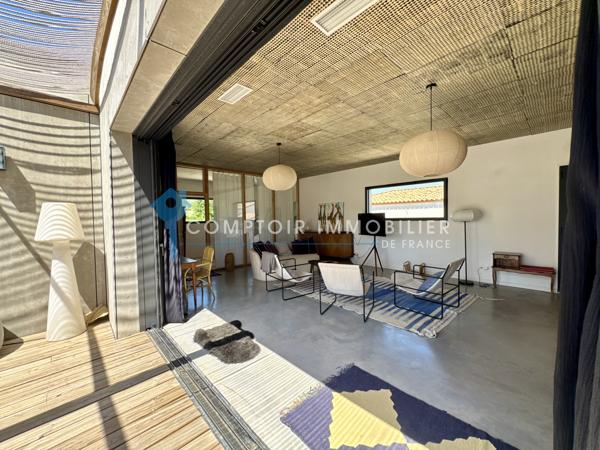 Maison de village
                                                                                                                                                                                                                                                                                                                        4 pièce(s)                                                                                                                                                                                                          3 chambre(s)                                                                                                                                                                                                          120  m²