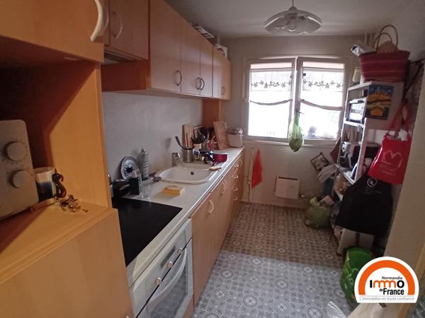 ROUEN ENTRE LA PLACE BOULINGRIN ET LE CHU - F2 de 48,20 m²