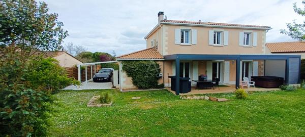Maison Gond-Pontouvre Type 5