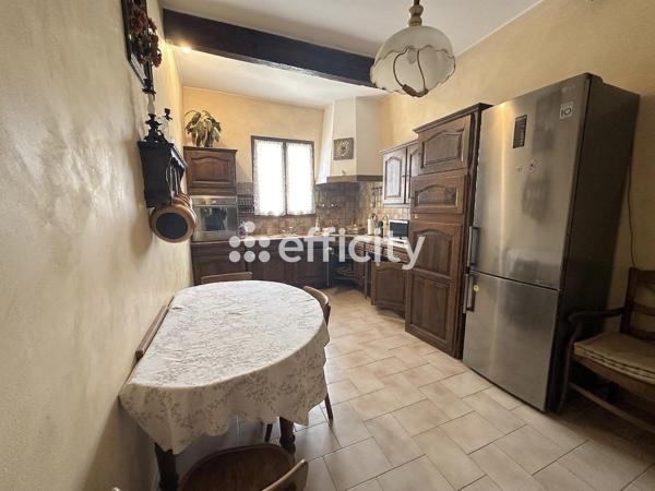 Maison 8 pièces - 425 m² Exclusivité efficity