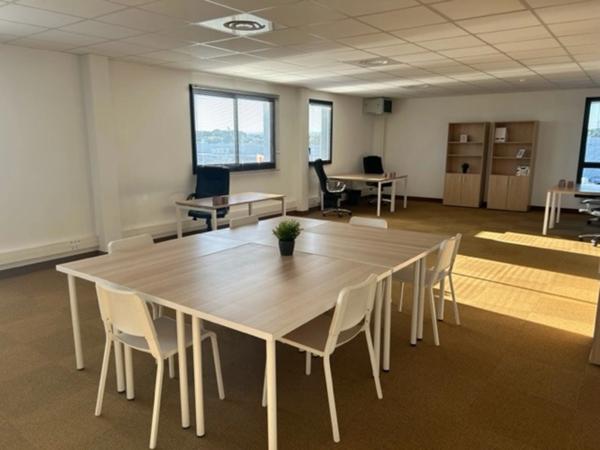 Bureau fonctionnel à Montpellier Garosud– Crèche, resto & services sur site