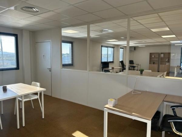Bureau fonctionnel à Montpellier Garosud– Crèche, resto & services sur site