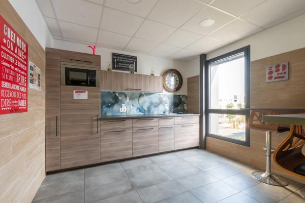 Bureau fonctionnel à Montpellier Garosud– Crèche, resto & services sur site