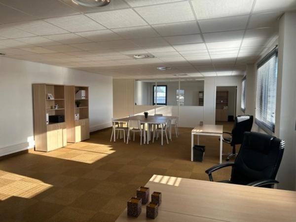 Bureau fonctionnel à Montpellier Garosud– Crèche, resto & services sur site