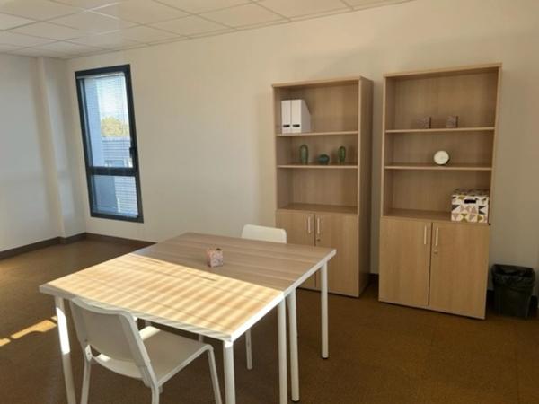 Bureau fonctionnel à Montpellier Garosud– Crèche, resto & services sur site