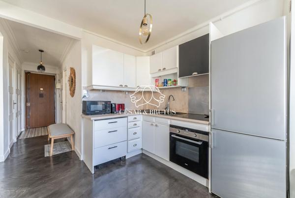 T3 de 54 m² avec balcon Ouest & Vue Fourvière – Lyon 8ème